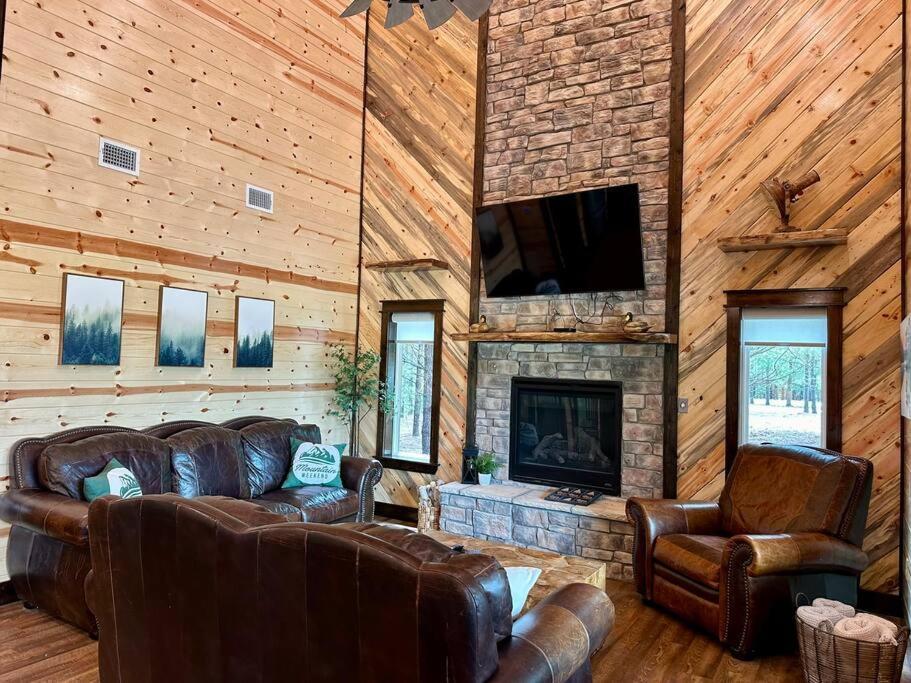 The Whiskey Trip! Family Getaway Vila Broken Bow Exterior foto