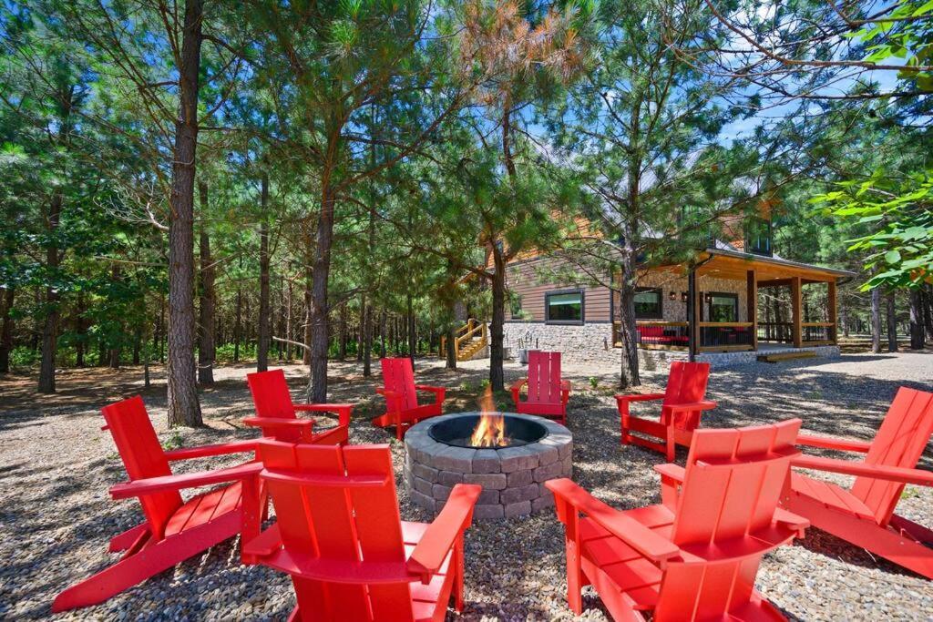 The Whiskey Trip! Family Getaway Vila Broken Bow Exterior foto